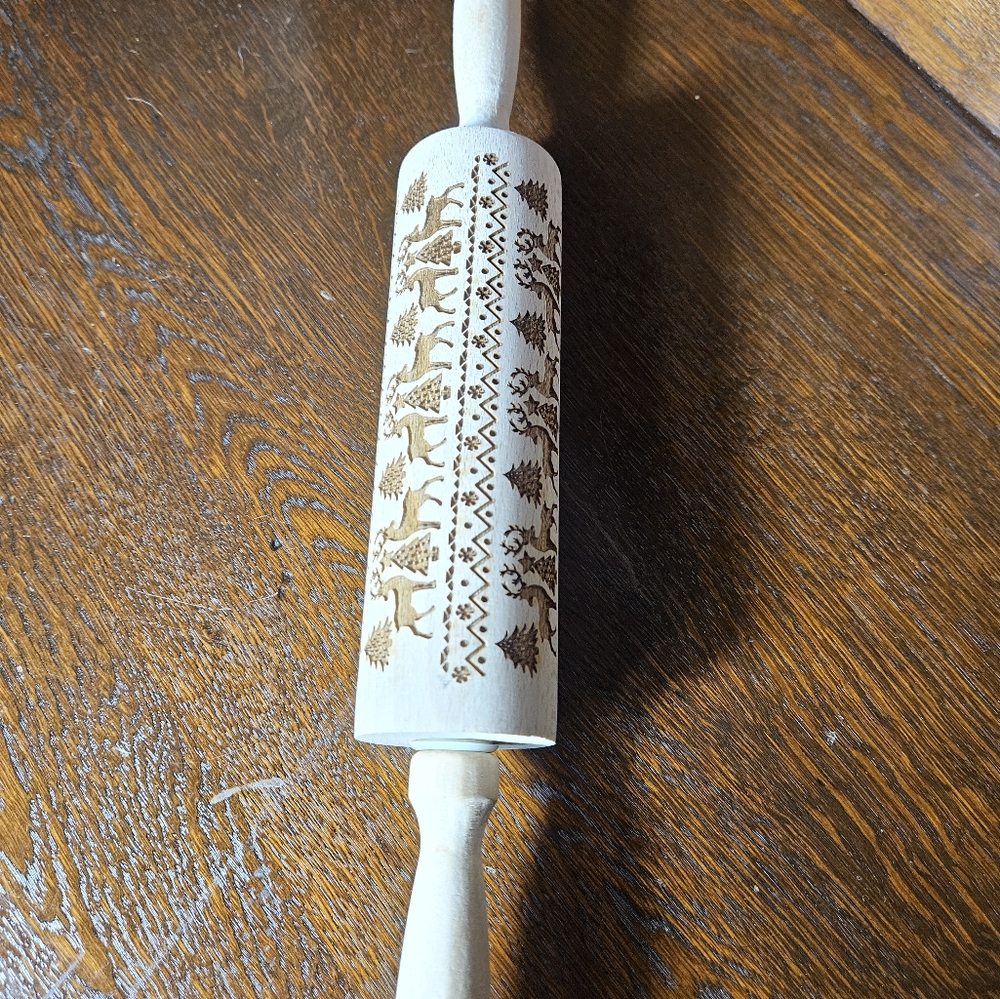 Christmas Pattern Embossed Rolling Pin - Picture 5 of 6